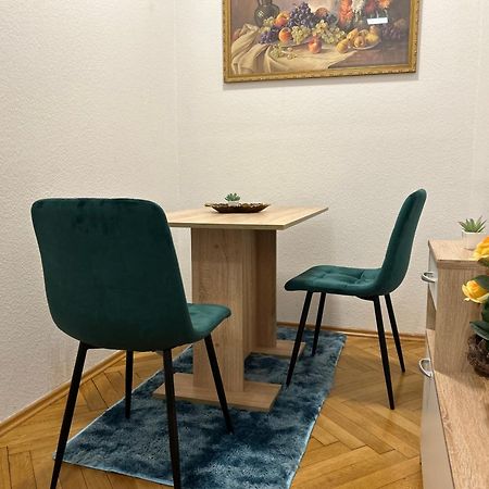 Piano Apartment In Halle Center - Netflix - Free Wifi 1 Halle (Saale) Exterior foto