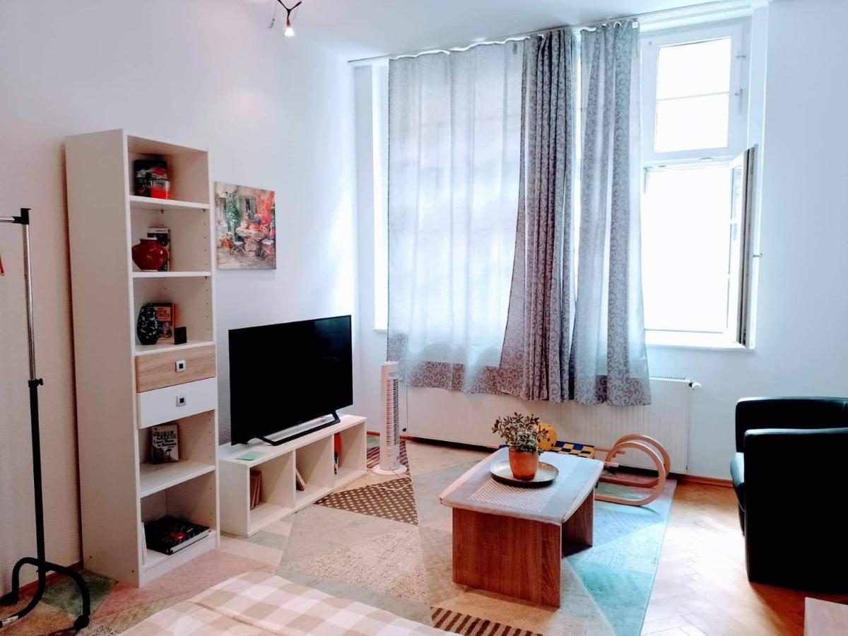 Piano Apartment In Halle Center - Netflix - Free Wifi 1 Halle (Saale) Exterior foto