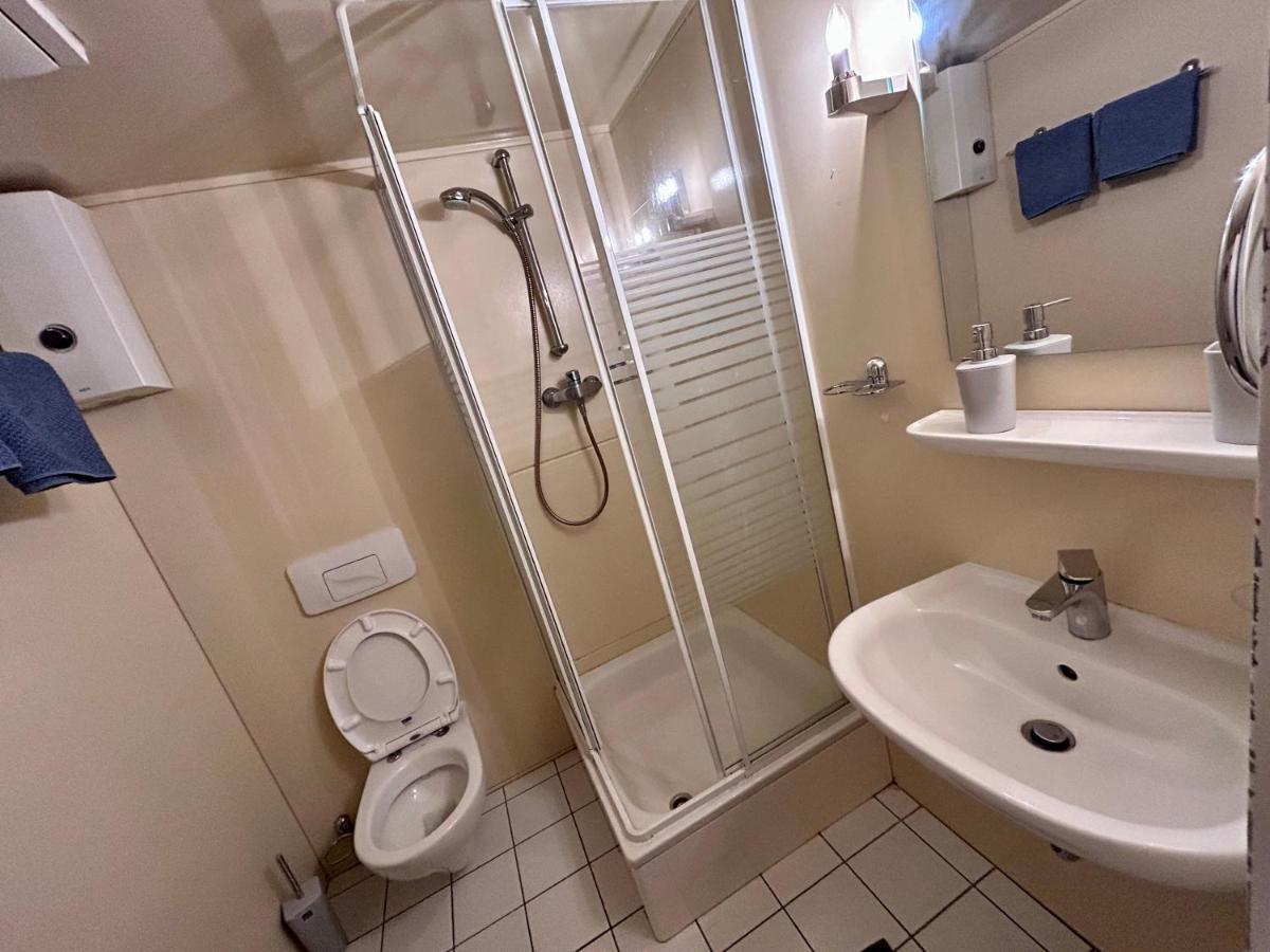 Piano Apartment In Halle Center - Netflix - Free Wifi 1 Halle (Saale) Exterior foto